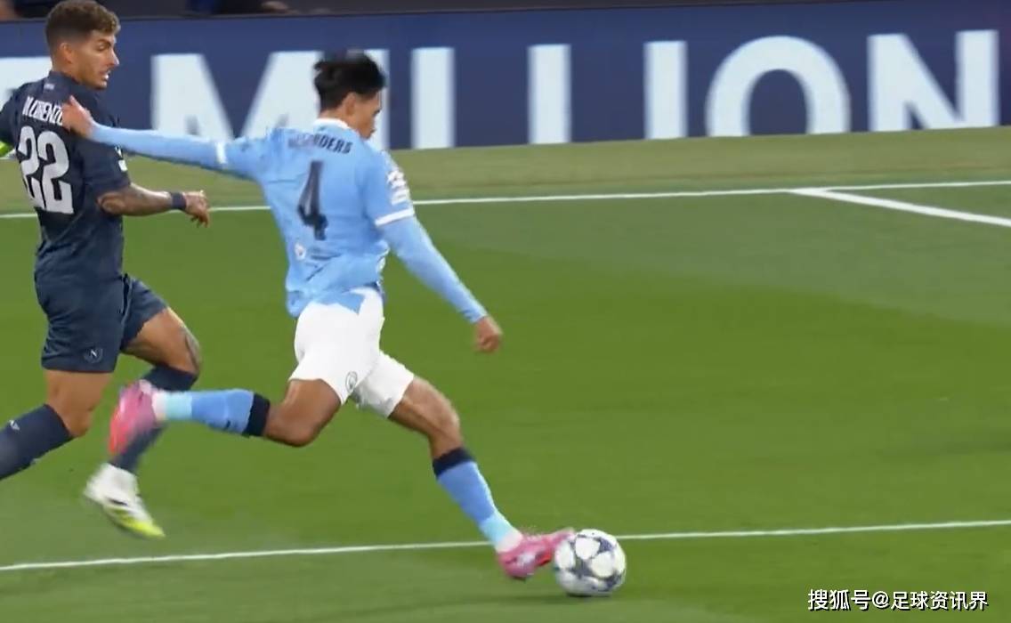 败北首场状态出色,快船观众沸腾!,德布劳内重返赛场再创辉煌时刻 败北首场状态出色,快船观众沸腾!,德布劳内重返赛场再创辉煌时刻