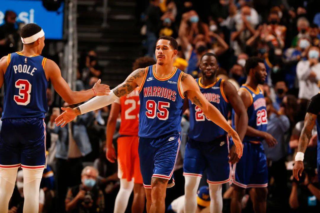 关于今晚金州勇士调整名单以备足总杯；远射贴柱环节打磨；态度坚定；阵容厚度经受考验的信息