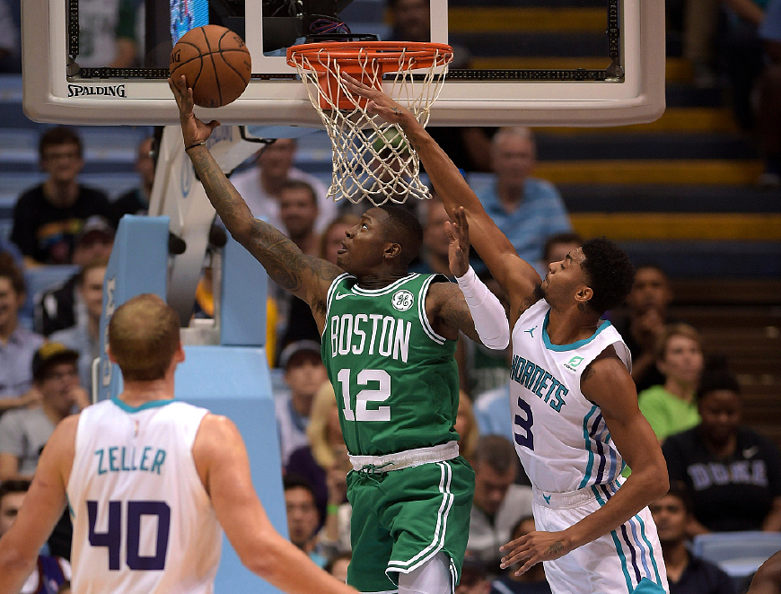 夏洛特黄蜂发布备战花絮，今夜豪取连胜，欧超杯任务艰巨，轮换策略成焦点