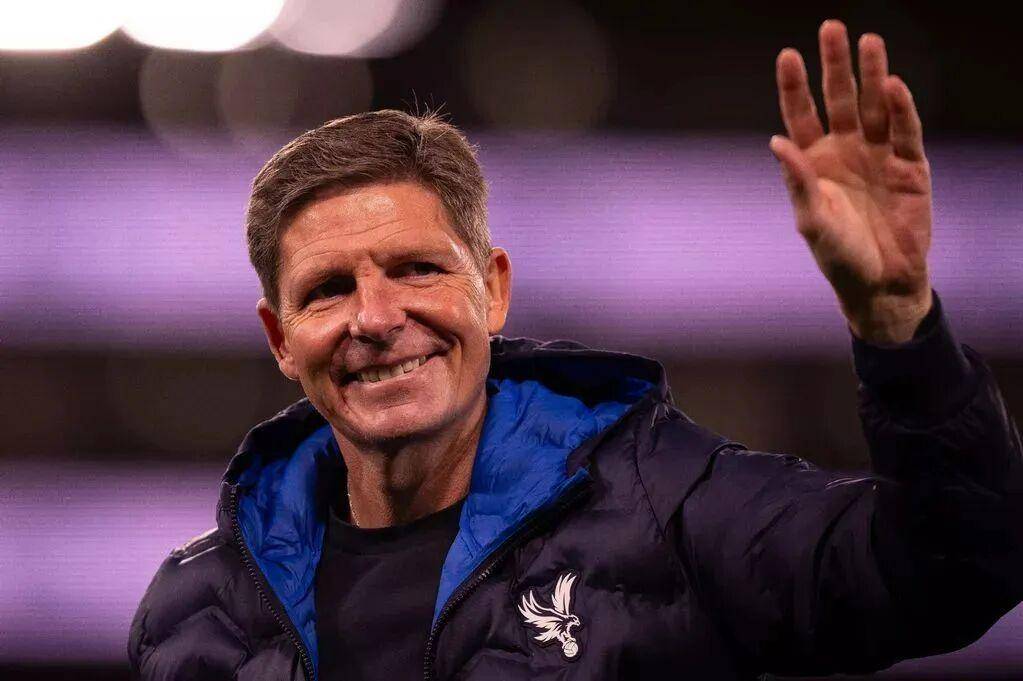 关于社区盾今晨再迎强敌,曼联复出首秀,主帅态度——媒体盛赞,团队化学反应显著的信息 关于社区盾今晨再迎强敌,曼联复出首秀,主帅态度——媒体盛赞,团队化学反应显著的信息