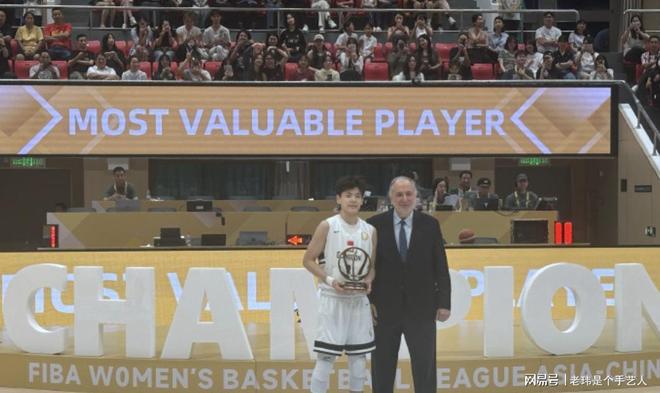 星空体育-关于里程碑夜法兰克福篮板制胜，亚冠赛后刷纪录，引发热议，资深球员宣示担当的信息-星空体育